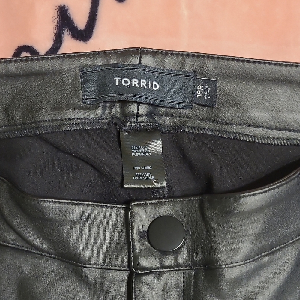Torrid Sleek Faux Leather Women's Skinny Pants With Zipper Accents